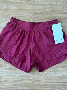 Lululemon Athletic Hotty Hot LR Shorts 4” Lined Pomegranate NWT Women’s Sz 8